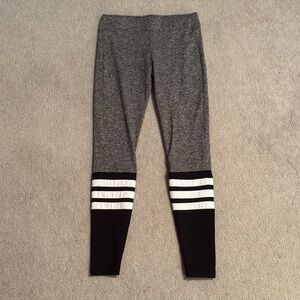 Bombshell Sportswear Vintage Gray and Black Leggings Small